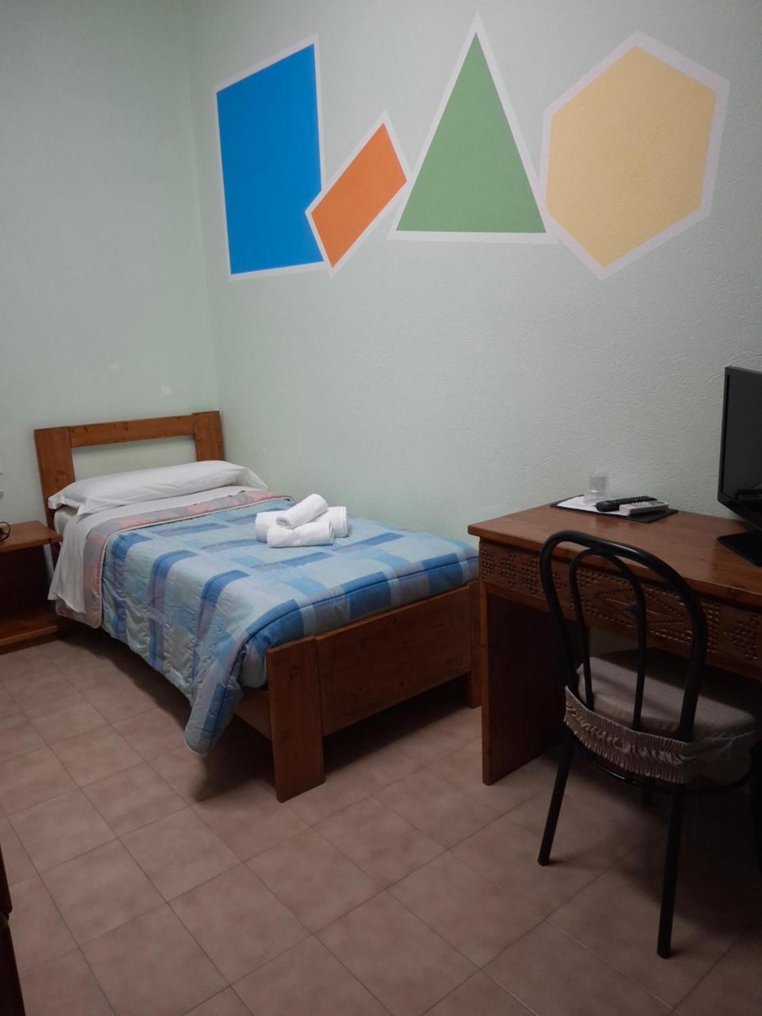 Hotel Soleo Quartu SantʼElena Esterno foto